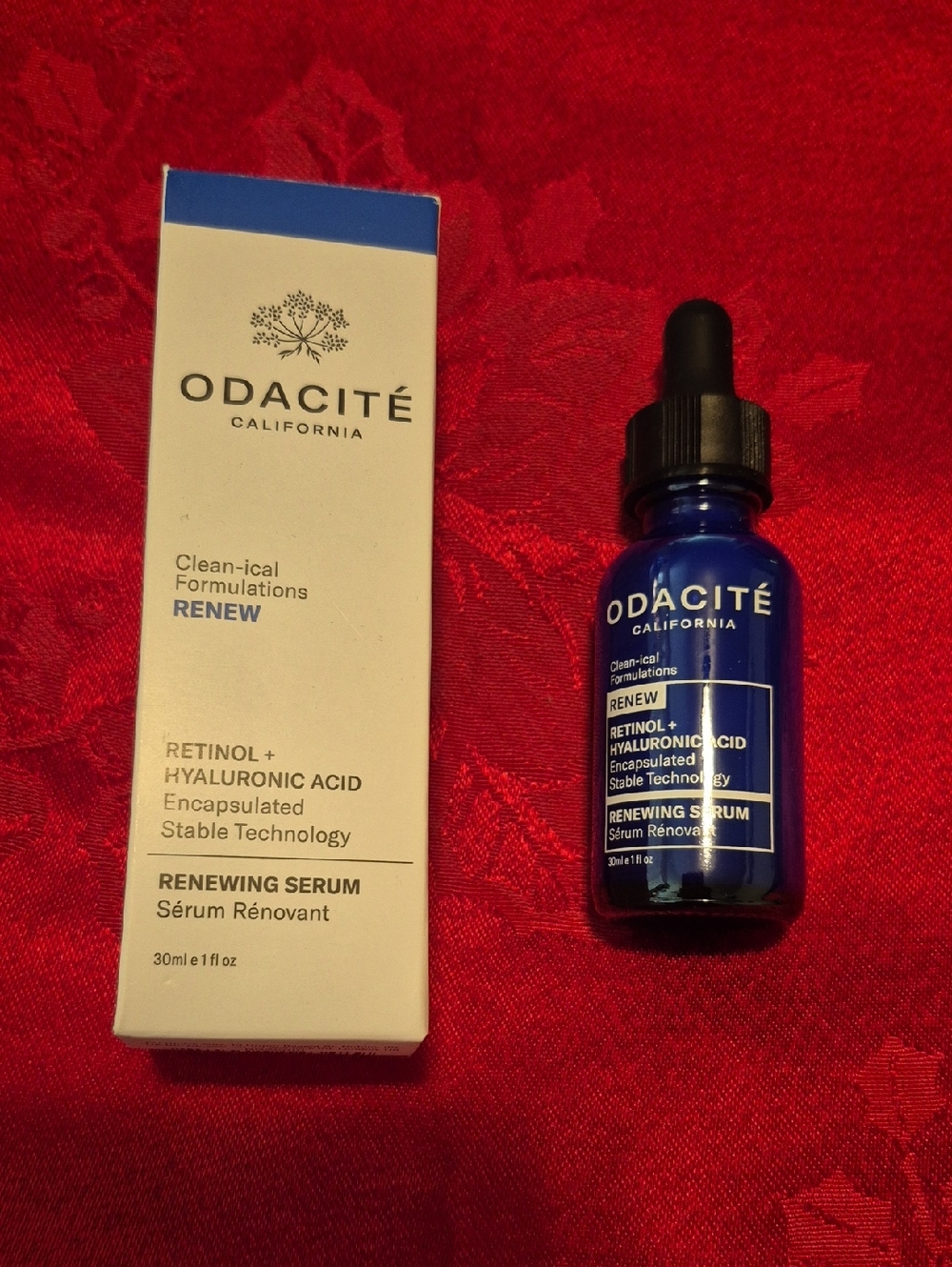 Renew Retinol + Hyaluronic Acid Renewing Serum - Blue